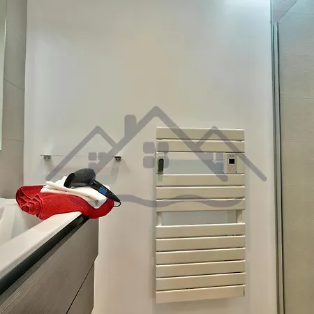 Prázdninový dům Localise - M1 - Bain De - Maison Entierement Renove Avec Jardin Clos - Wifi Inclus - Draps Inclus - Animaux Bienvenus *